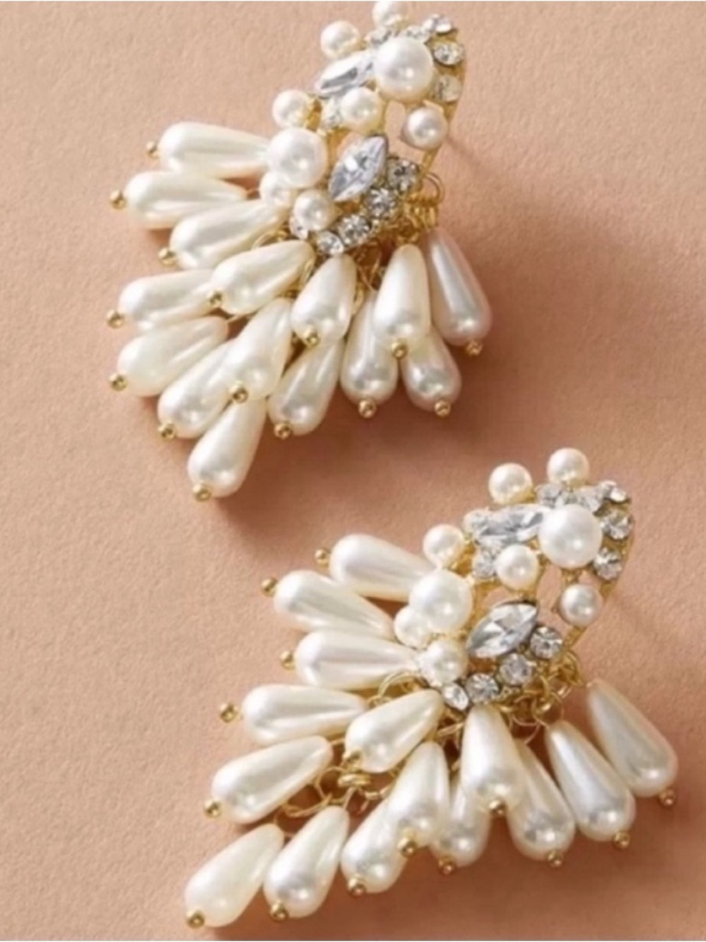 New! Gold Pearl Chandelier Earrings (1042) NWOT